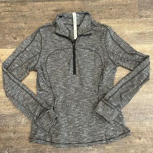 Lululemon It’s rulu run half zip size 10